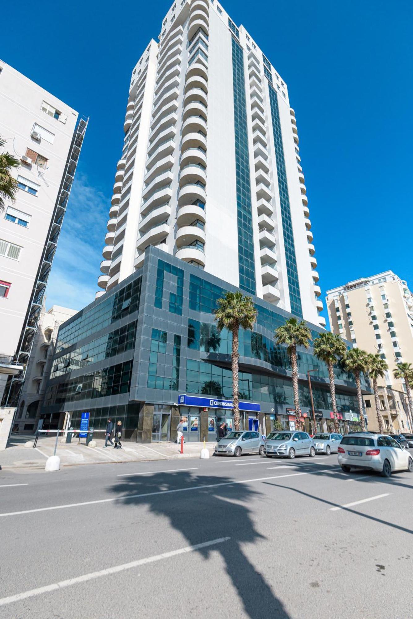 Lux Holidays Durrës Buitenkant foto