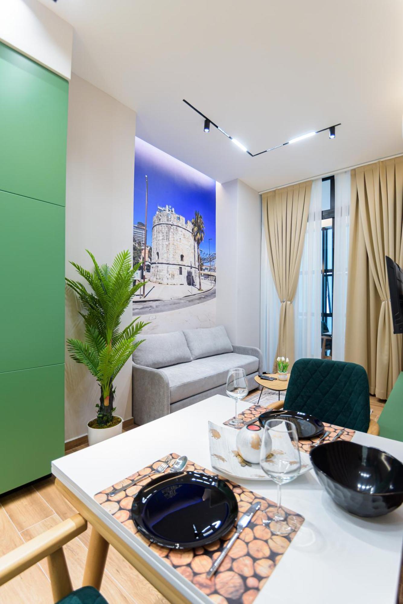 Lux Holidays Durrës Buitenkant foto